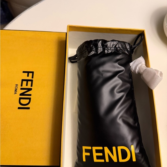 Fendi Roma Tortoise Eye Glasses - Picture 2 of 8